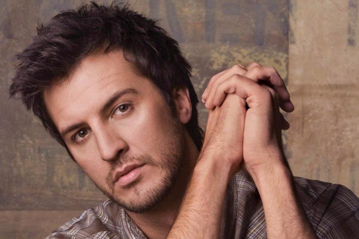 白牙叔lukebryan新单lightitupmv首播