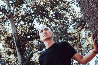 李欧-《树》