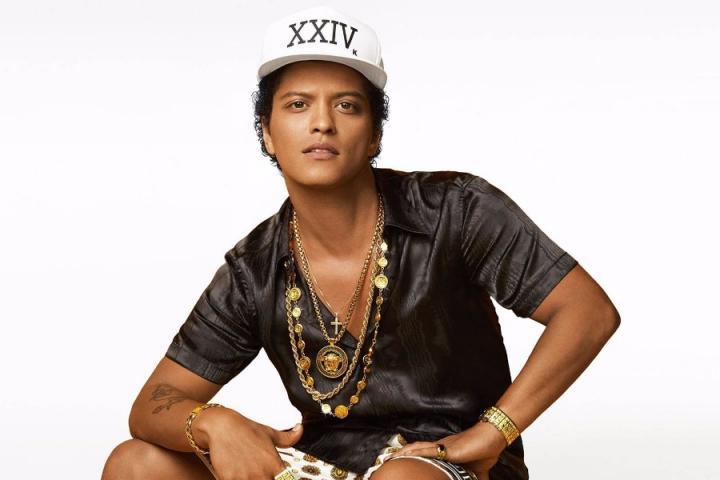 火星哥bruno mars去年发行的第三张录音室专辑《24k