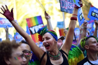 真爱至上，众大咖发推祝贺澳大利亚同性婚姻合法