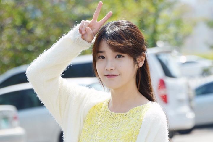 Iu无缘 孝利家民宿 却意外被授予 早餐赏 果酱音乐